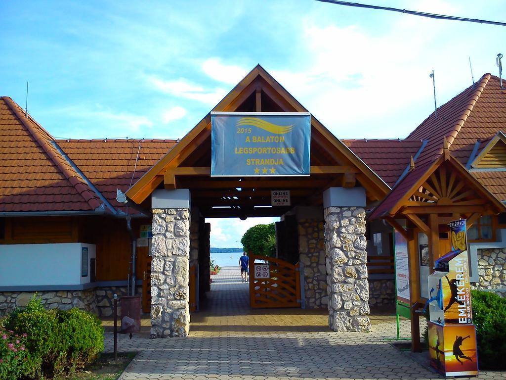 Judit Apartman Vonyarcvashegy Exterior foto